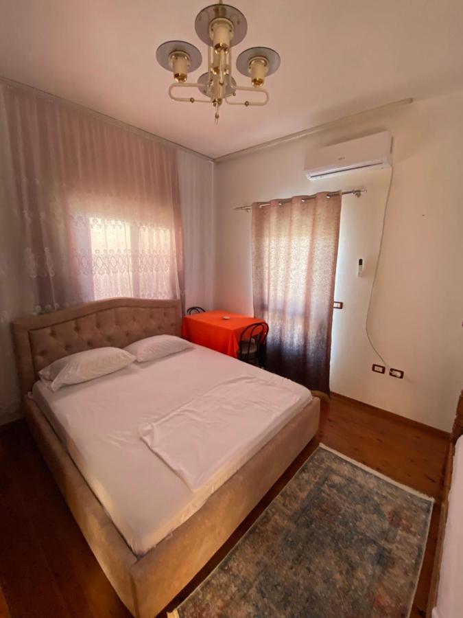 Villa Osmani Durrës Esterno foto