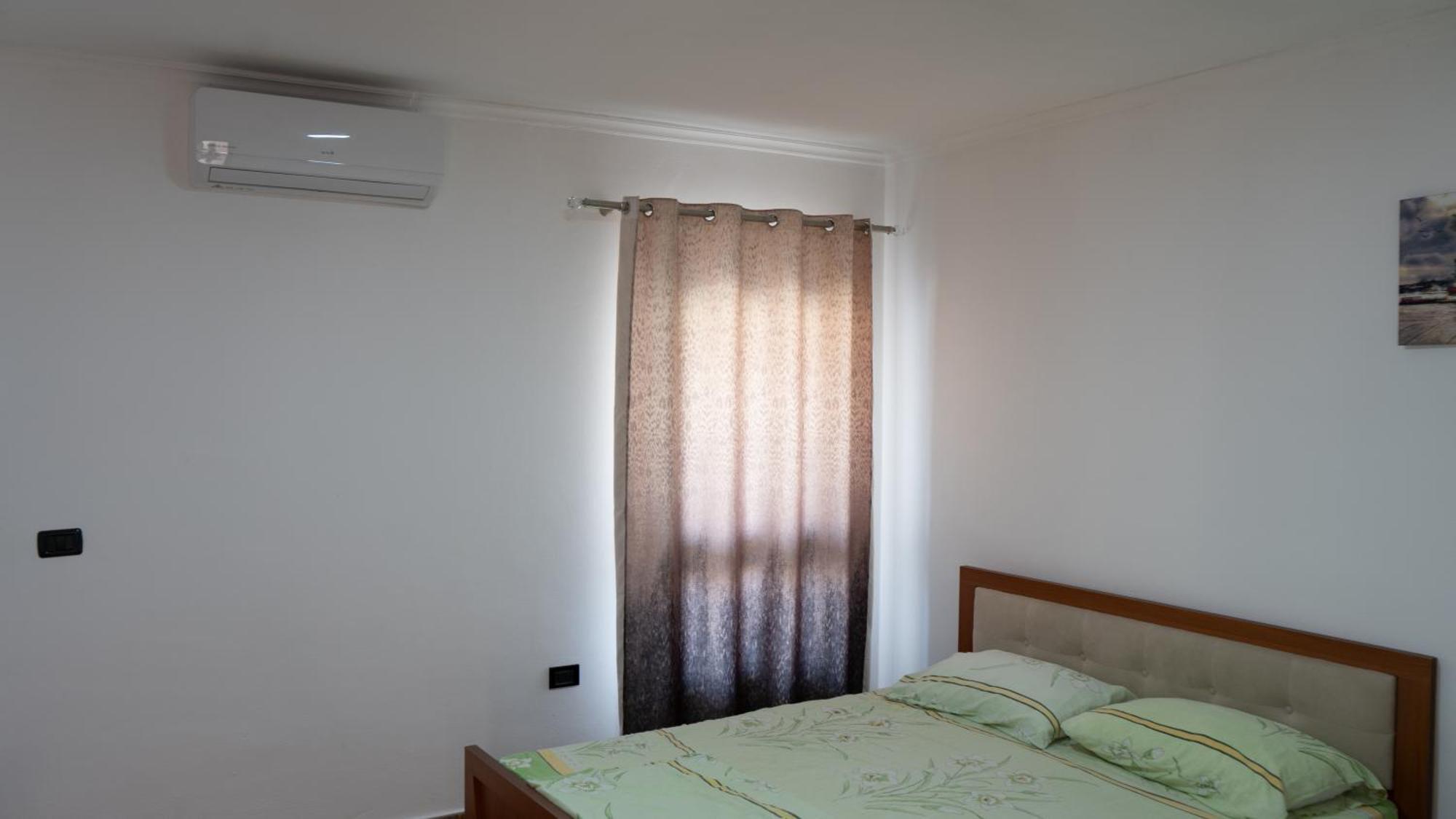 Villa Osmani Durrës Esterno foto